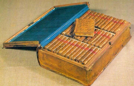 napoleonov kindl otkrijte minijaturnu putujuc u biblioteku koju je car nosio sa sobom u vojne pohode laguna knjige