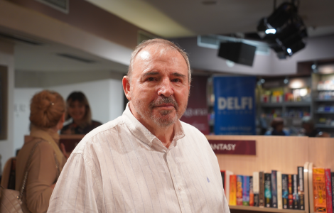 goran marković o studentima i pesmi cveta trešnja u planini iz kultnog filma sabirni centar  laguna knjige