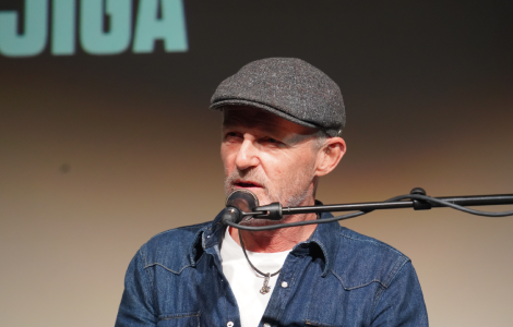 nesbeov hari hule dobija tv seriju  laguna knjige